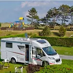 Mobil Spacieux - 6 Pers. - Api-1-52-2110 Kemp *