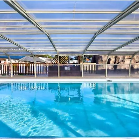 Mobil Spacieux - 6 Pers. - Api-1-52-2110 Camping