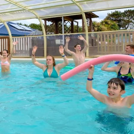 Mobil Spacieux - 6 Pers. - Api-1-52-2110 * Sainte-Marie-du-Mont (Manche)