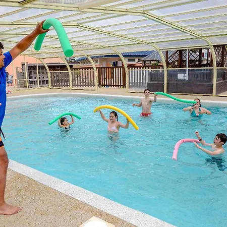 Mobil Spacieux - 6 Pers. - Api-1-52-2110 Camping Sainte-Marie-du-Mont (Manche)