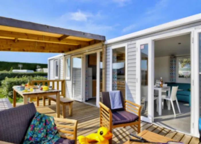 Mobil Spacieux - 6 Pers. - Api-1-52-2110 Camping *