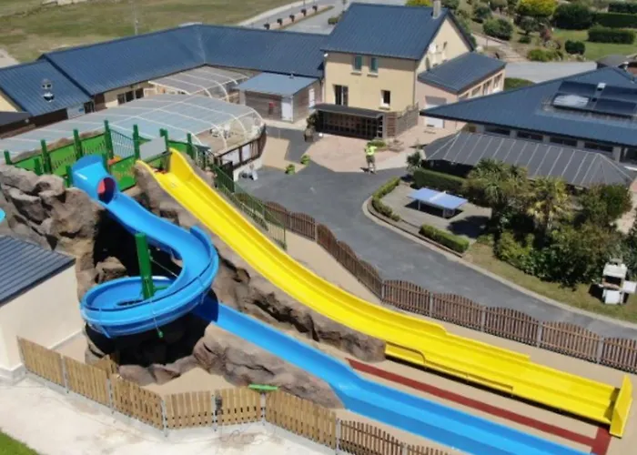 Mobil Spacieux - 6 Pers. - Api-1-52-2110 Camping *