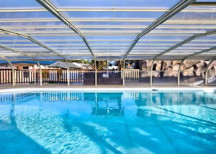 Mobil Spacieux - 6 Pers. - Api-1-52-2110 Camping