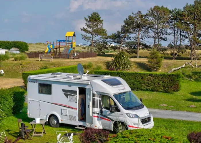 Mobil Spacieux - 6 Pers. - Api-1-52-2110 Camping *